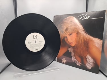 1982 Pia Zadora Self Titled Promo Vinyl Album - E1-60109
