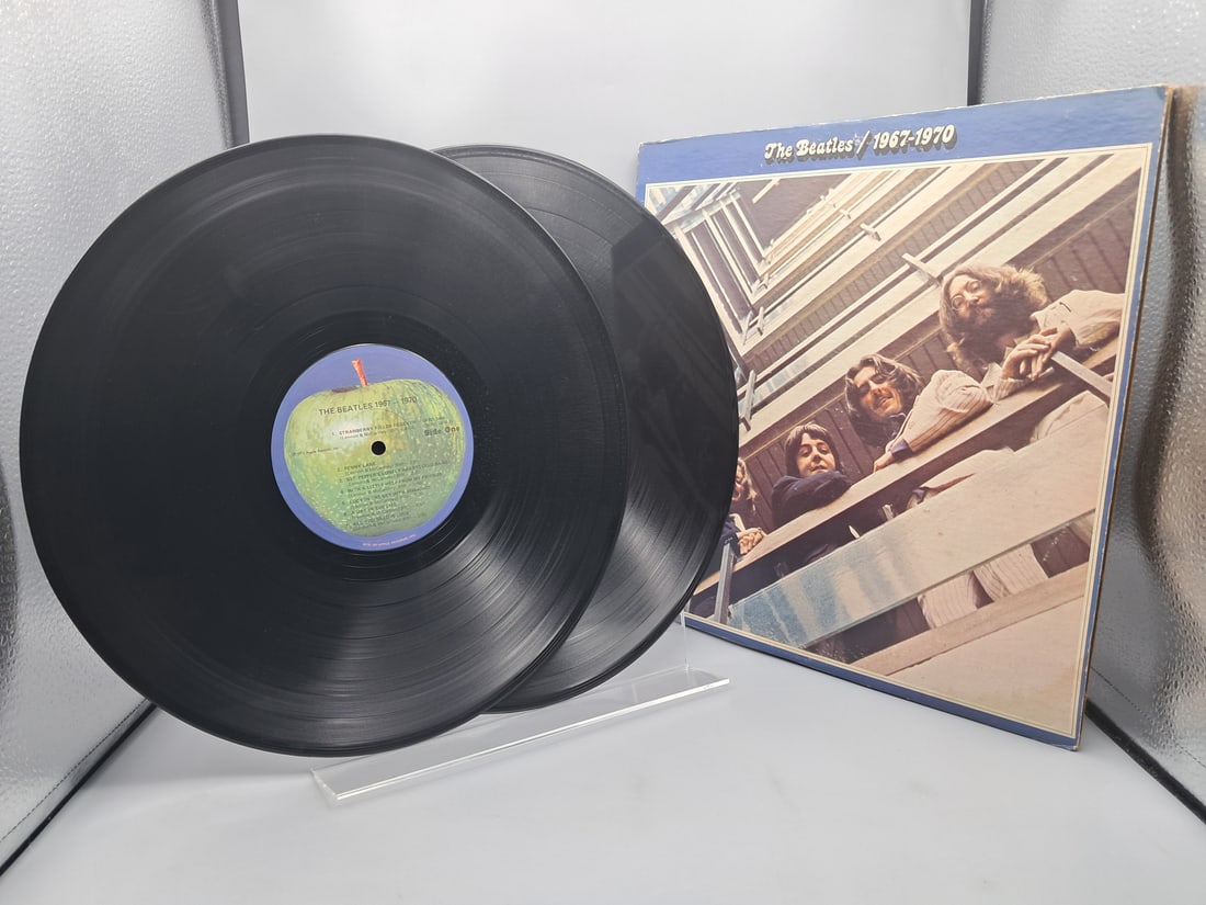 1973 The Beatles 1967-1970 Vinyl Album - SKBO 3404 (1 of 12)