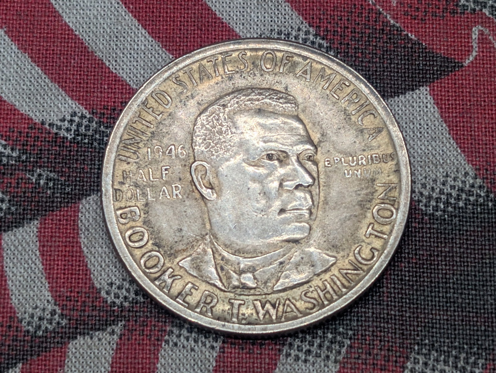 1946 Booker T Washington Commemorative 90% Silver Half Dollar. REV: “From Slave Cabin To Hall Of: 1946 Booker T Washington Commemorative 90% Silver Half Dollar. REV: “From Slave Cabin To Hall Of Fame”.