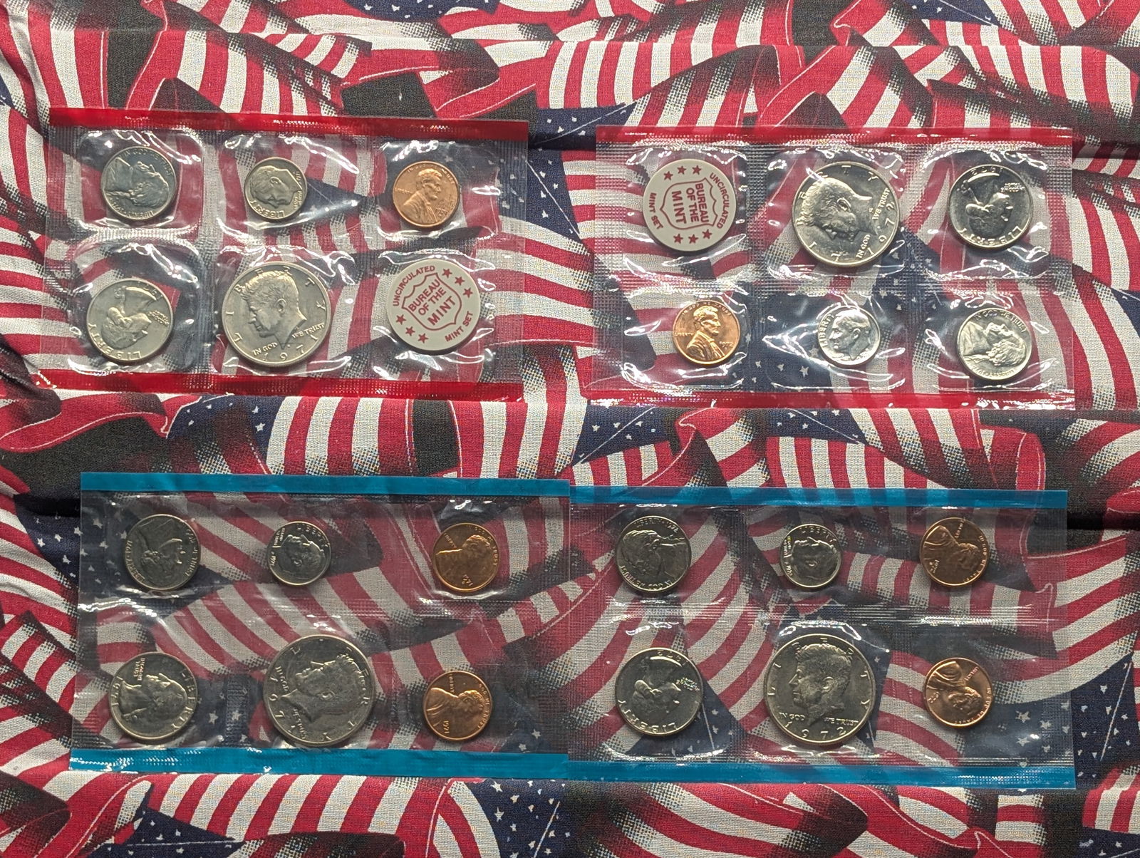 1971 P&D & 1972 P&D Uncirculated US Mint Sets, No Envelopes, includes the "S" Mint Lincoln Cents - (1 of 7)