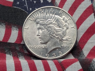 1935 Peace Silver Dollar - AU/UNC