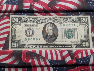 CRISP PAPER - 1928 Series $20.00 Federal Reserve Note