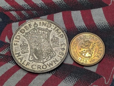 1943 United Kingdom 1/2 Silver Crown, 50% Silver & 14.1380 Gr. & 1958 Finland 10 Markkaa (2 PCS)