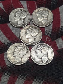 (5) 1942 Silver Mercury Dimes, 90% Silver
