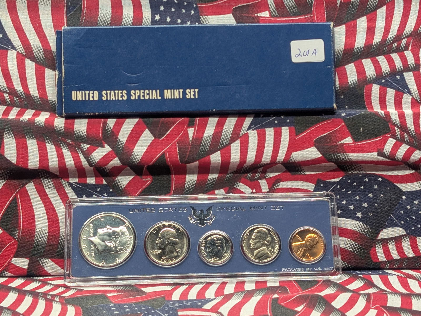 1966 Special Mint Set. Pristine coins with proof like surfaces. 40% silver Kennedy half. (1 of 3)