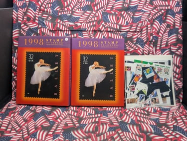 1998 USPS Hardbound Stamp Yearbook with Sealed Stamp Set, $26.92 FV