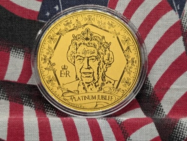 Limited Edition 1/200th Oz. .999 PURE FINE 24k GOLD Queen Elizabeth II Platinum Jubilee 2022 Medal