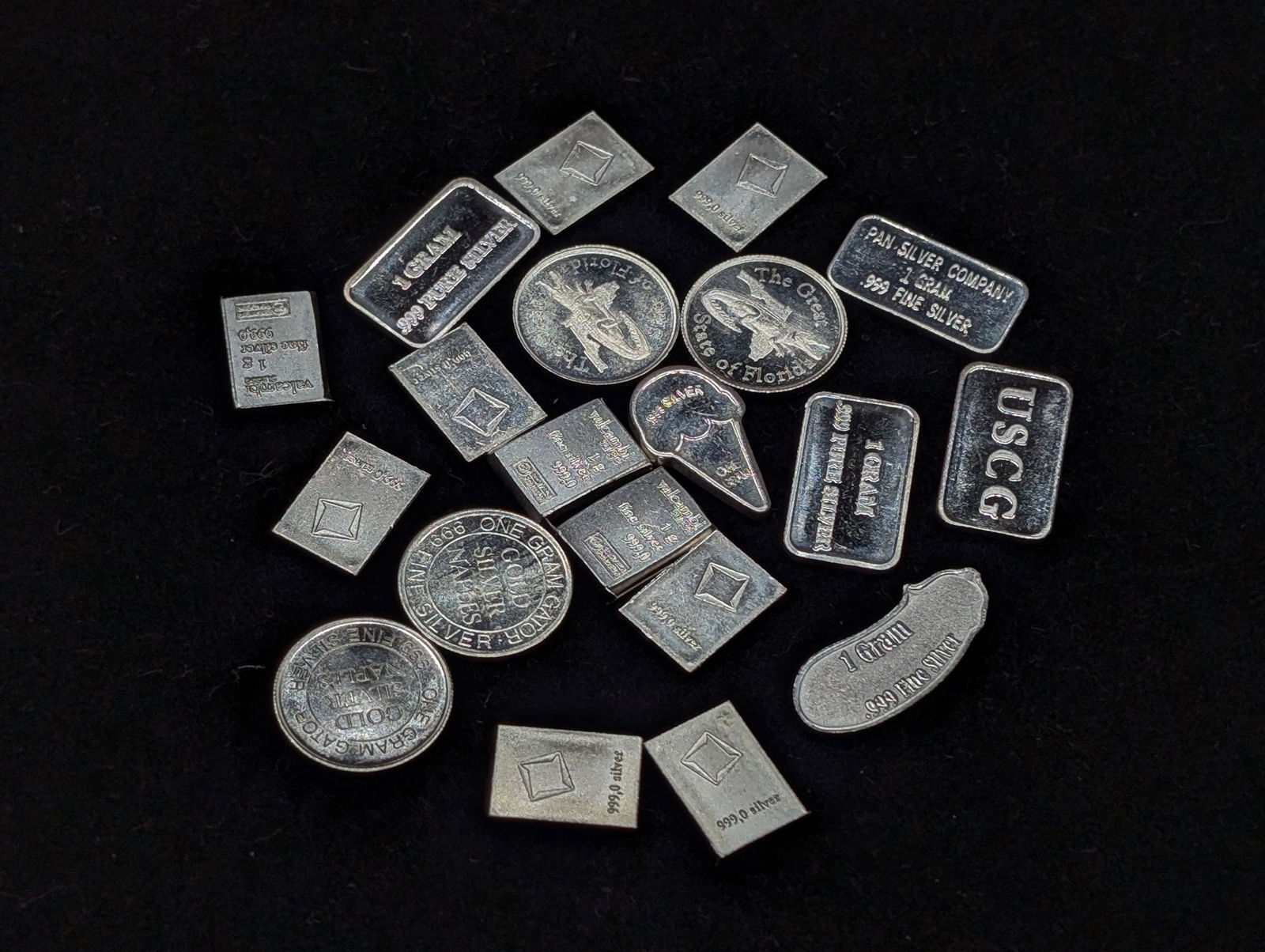 (20) 1 Gram Each .999 FINE SILVER, Various Designed Miniature Rounds & Art Bars (20 PCS - 20 Grams (1 of 4)