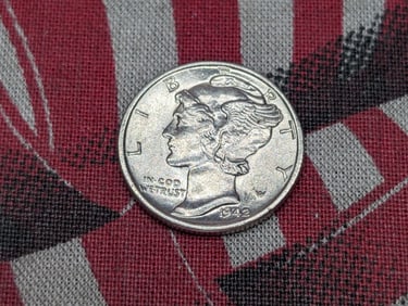 1942 Mercury Silver Dime - BU