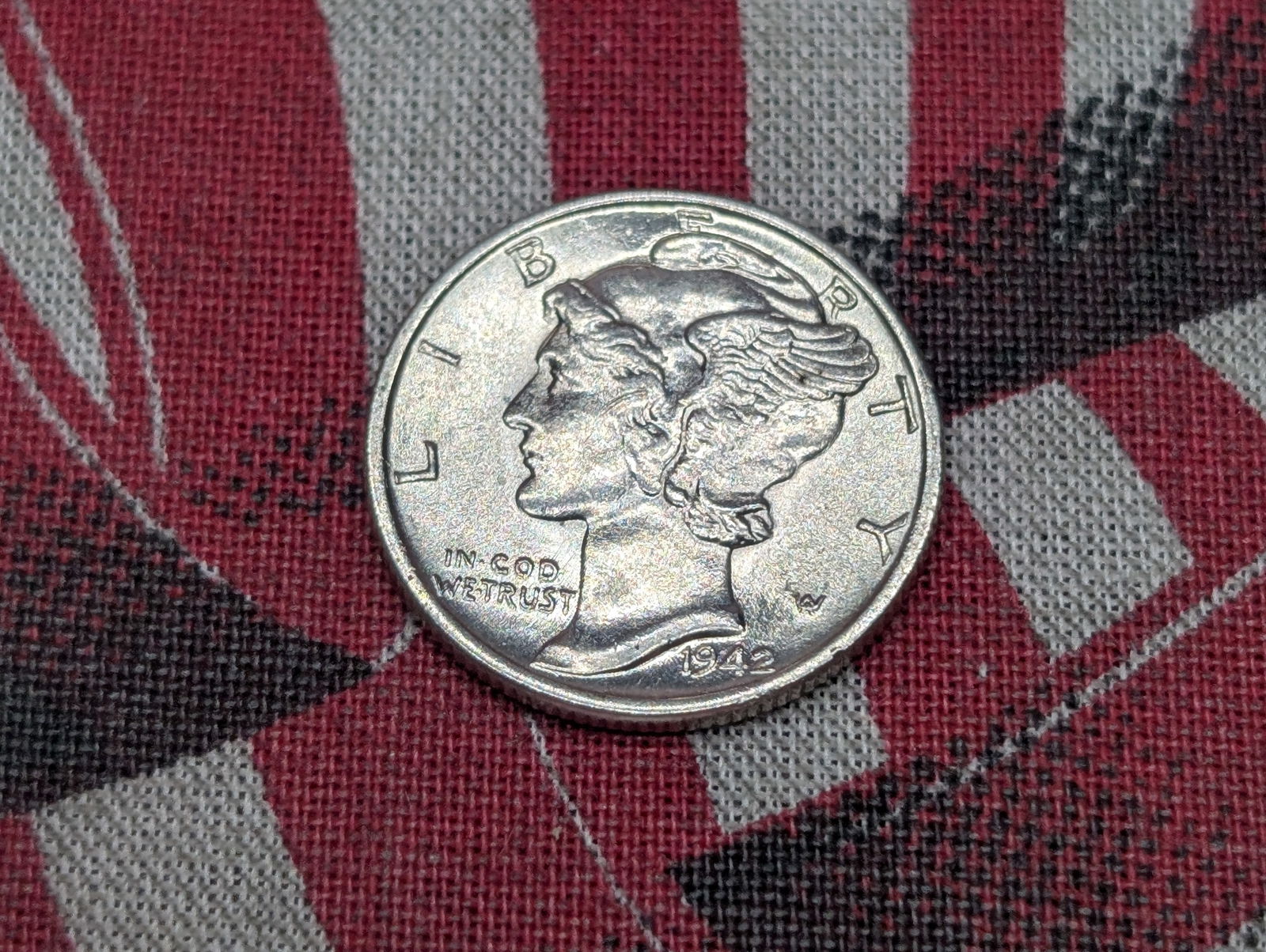 1942 Mercury Silver Dime - BU (1 of 2)