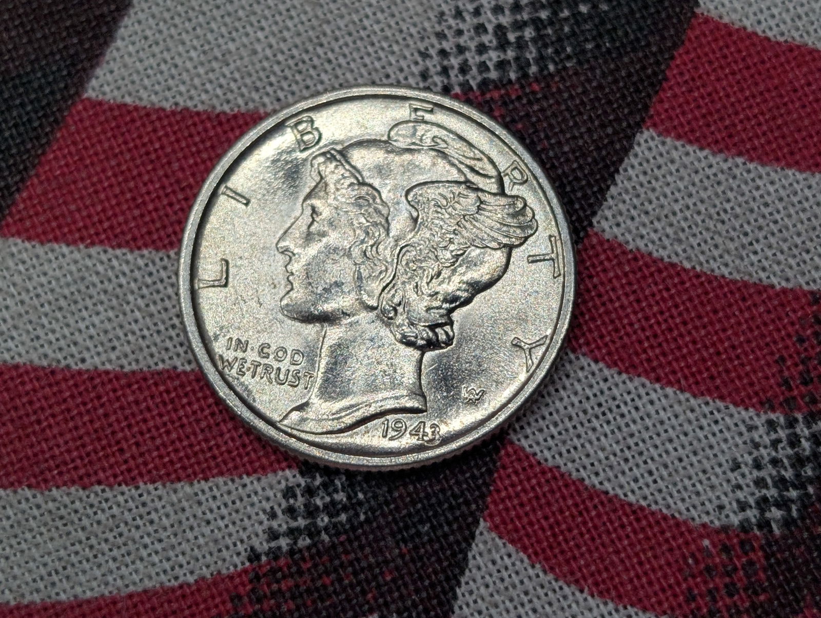 1943 Mercury Silver Dime - BU (1 of 2)