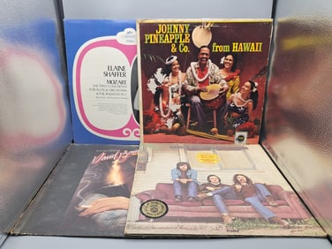 Lot of (4) Assorted Vinyl Albums - Varying Conditions - Crosby, Stills & Nash, David Bowie, Elaine