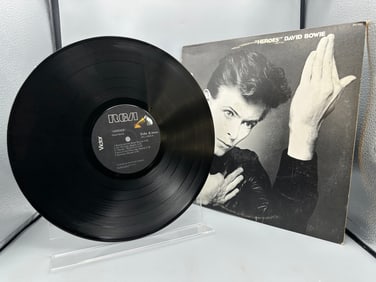 1977 David Bowie Heroes Vinyl Album - AFL1-2522