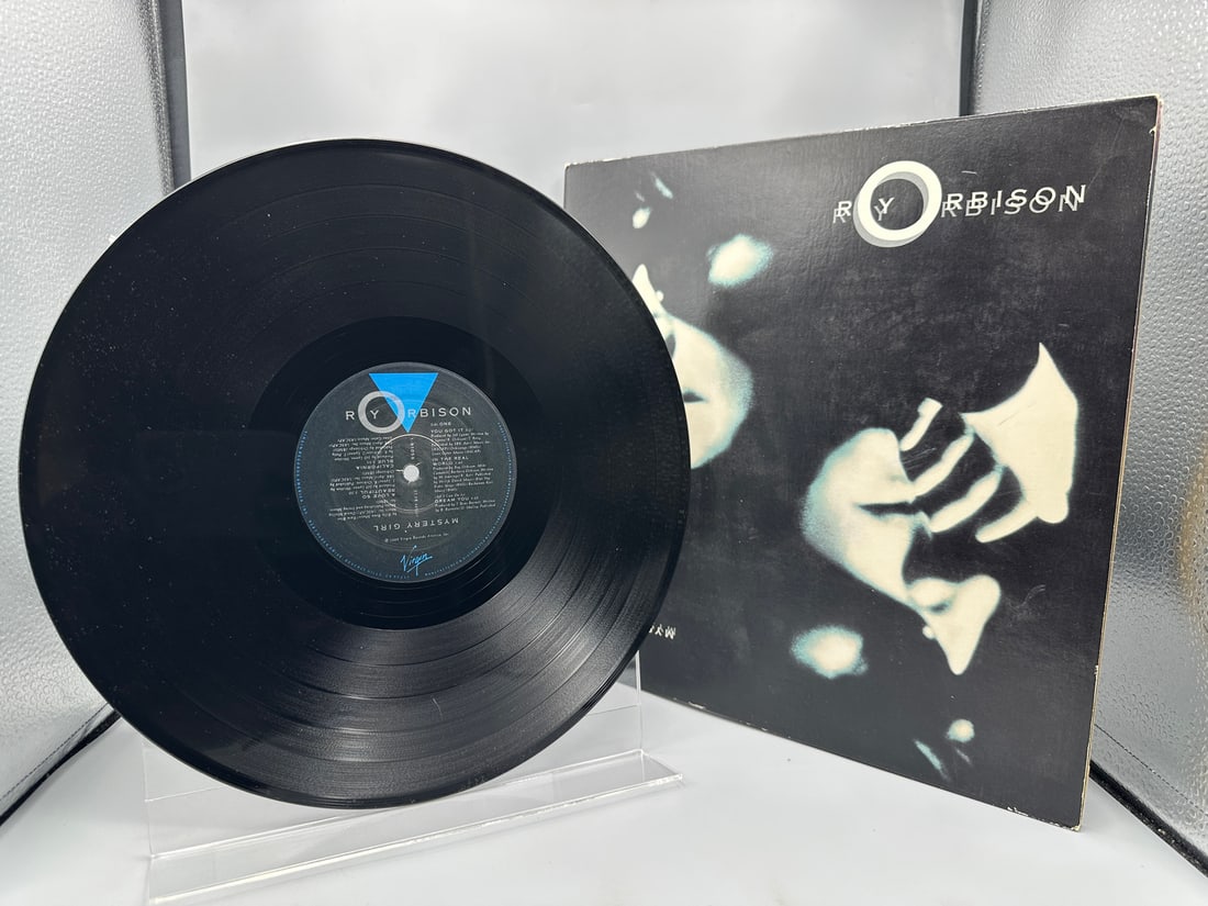1989 Virgin Records Roy Orbison "Mystery Girl" Vinyl Album - 1-91059 (1 of 7)
