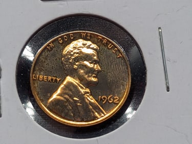 1962-P Lincoln Memorial Cent From Mint Set