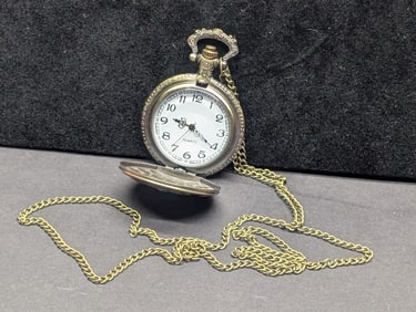 Silver Dollar Style Pocket Watch, New, Works Great, Nice Gifts!