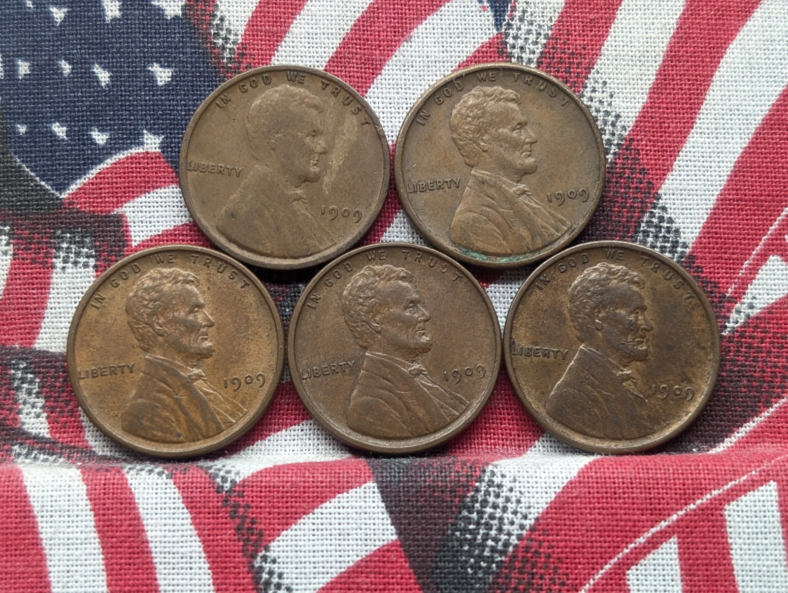 5 - 1909 VDB Lincoln Cents.: 5 - 1909 VDB Lincoln Cents.