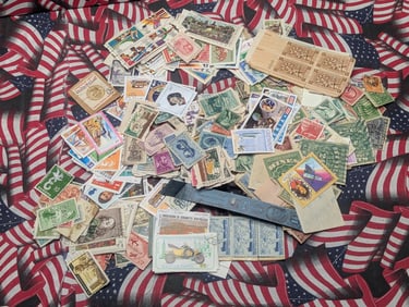 200+ Assorted Used U.S. Stamps