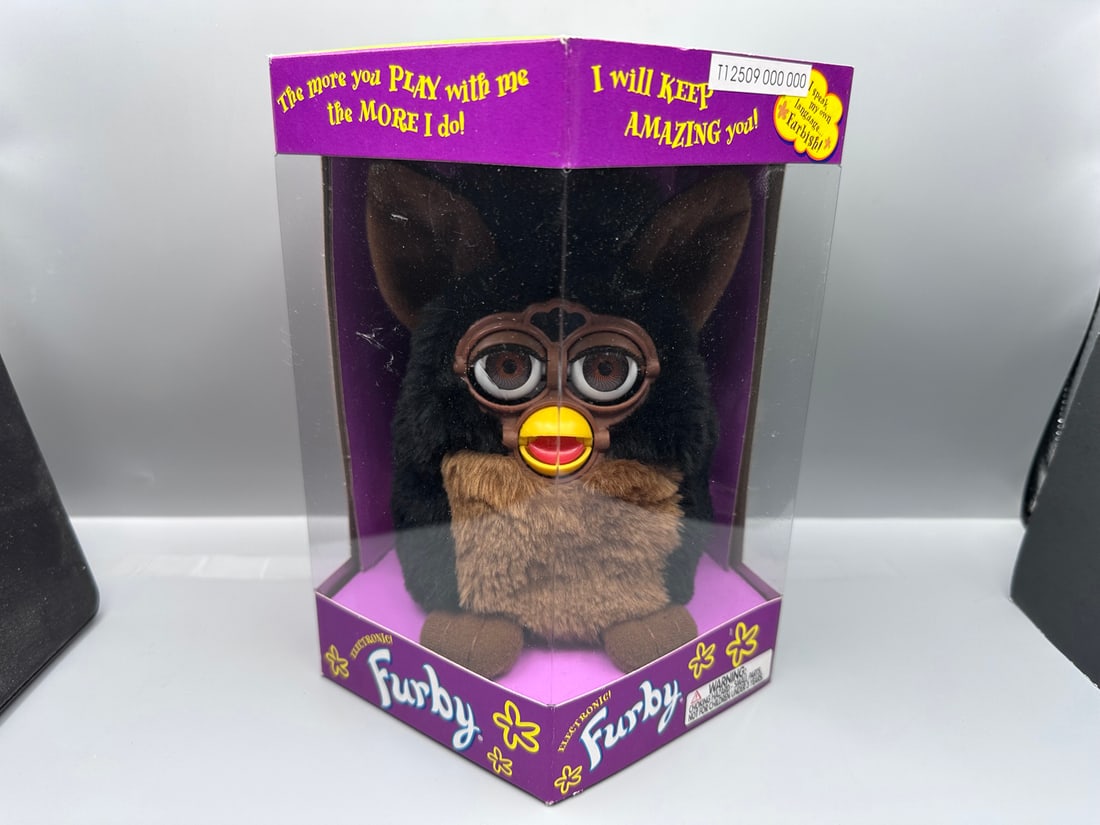 1999 Tiger Electronics Gorilla Furby Sealed in Box - Generation 3 (1 of 6)