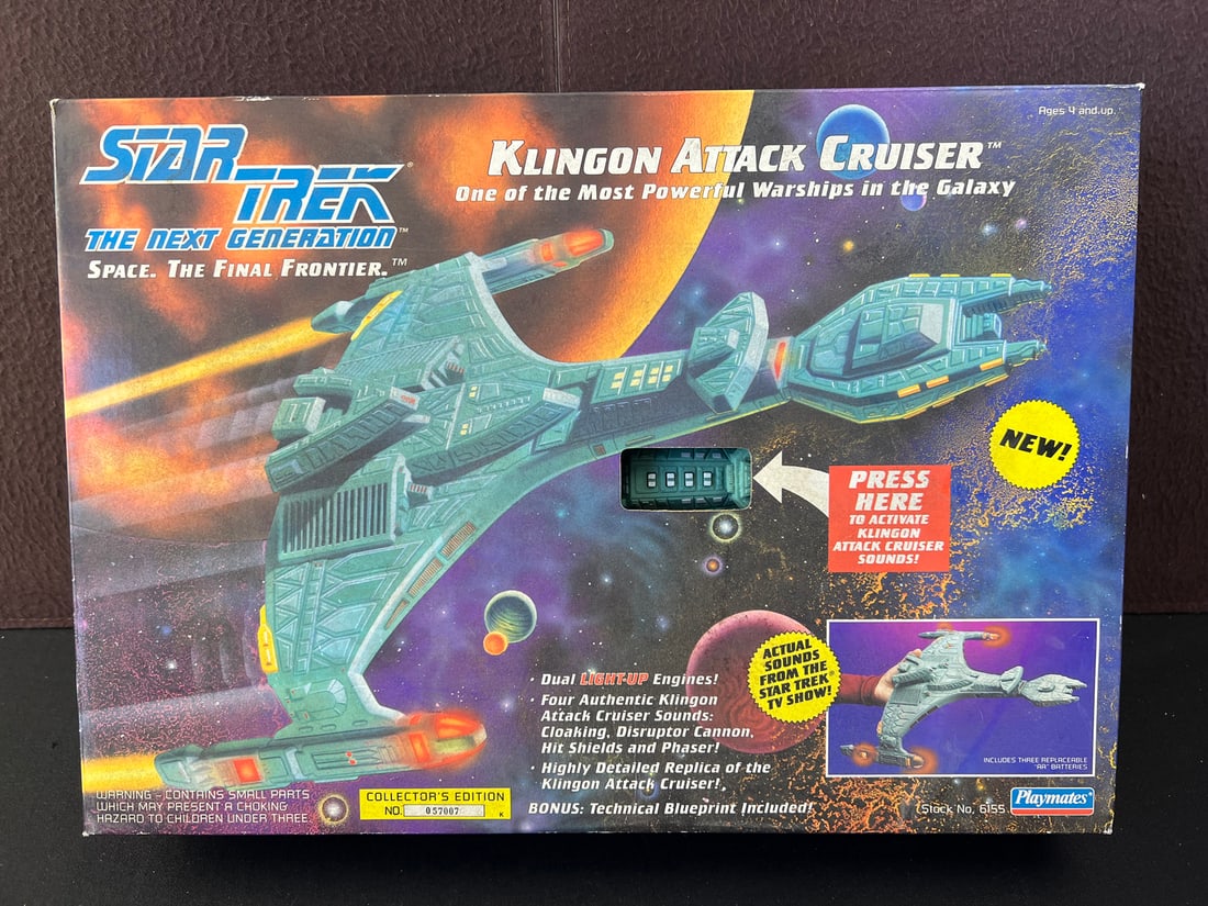 1993 Playmates Star Trek TNG Klingon Attack Cruiser With Original Box - Untested (1 of 4)