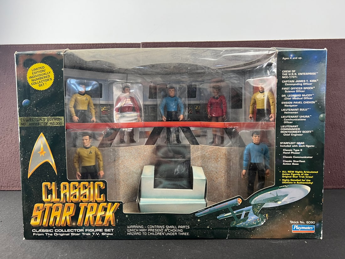 1993 Playmates Classic Star Trek Action Figure Set In Original Box (1 of 4)