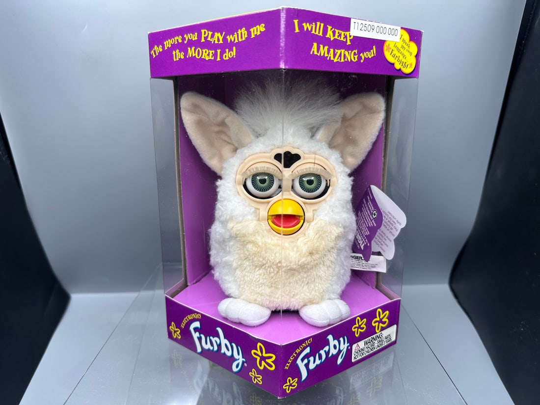 1999 Tiger Electronics Lamb Furby Sealed in Box - Generation 3 (1 of 5)