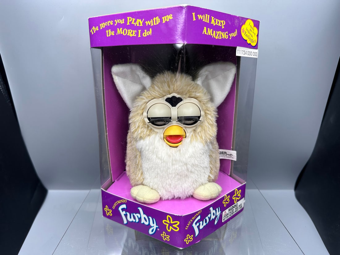 1999 Tiger Electronics Bear Furby Sealed in Box - Generation 2 (1 of 5)