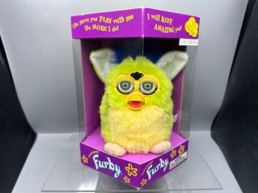 1999 Tiger Electronics Kiwi Furby Sealed in Box - Generation 5