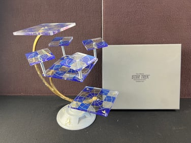 1994 The Franklin Mint Star Trek TriDimensional Chess Set - Rare set - Appears complete but chess