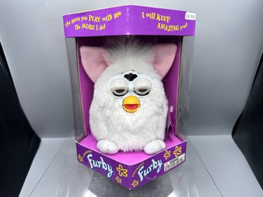 1998 Tiger Electronics Snowball Furby Sealed in Box - Generation 1
