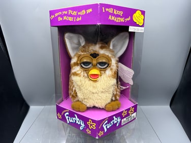 1999 Tiger Electronics Giraffe Furby Sealed in Box - Generation 2