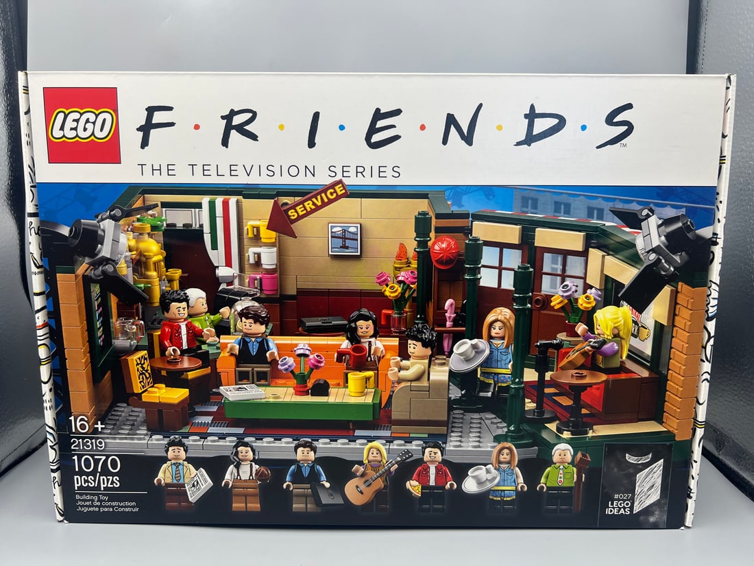 2019 Lego Friends The Television Series 21319 Central Perk Sealed Set (1 of 2)