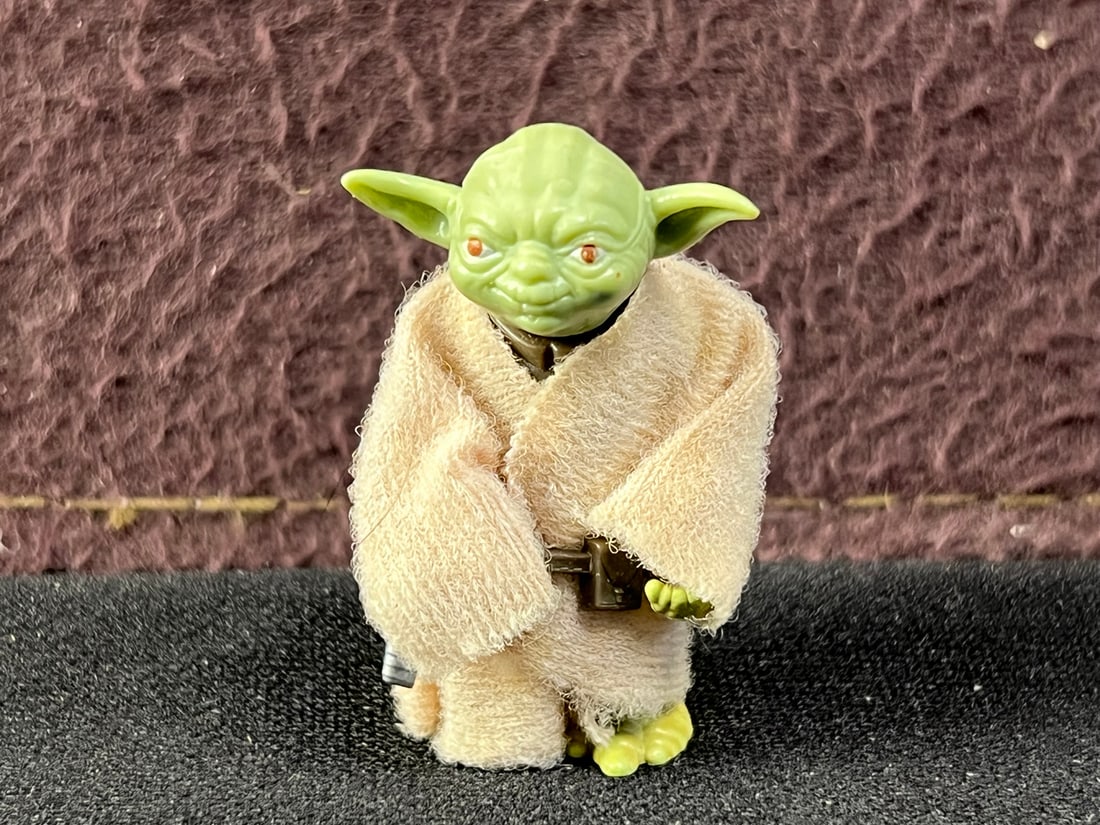 1980 Kenner Star Wars Yoda Action Figure (1 of 3)