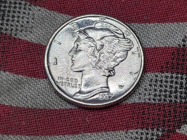 1937 Mercury Silver Dime - GEM BU