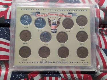 WWII Coin Series - Patriotic Lincoln Cent Collection in Display w/ COA - Includes Lincoln Memorial