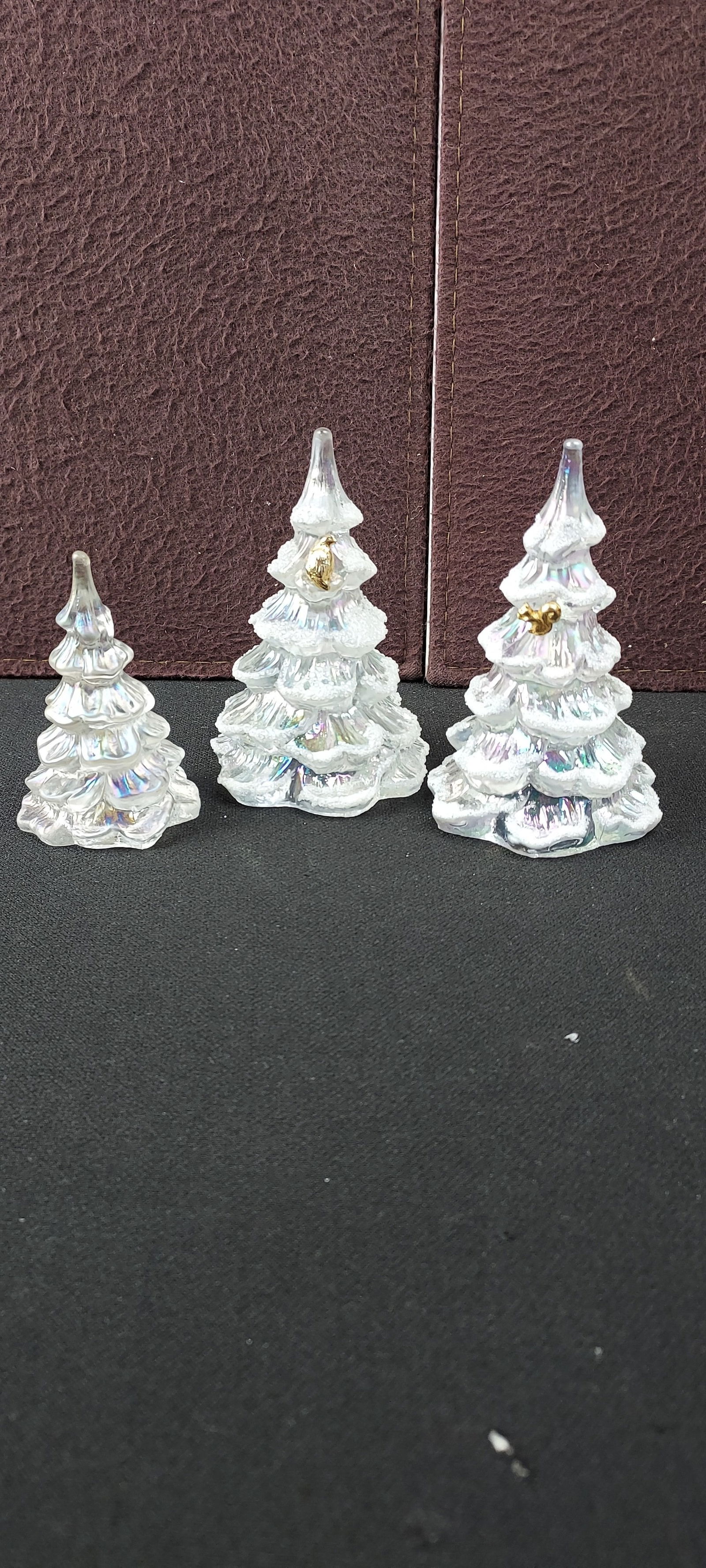 A Group of Three Fenton Art Glass Iridescent Christmas Tree Figurines, One with a Gold Bird, One (1 of 6)