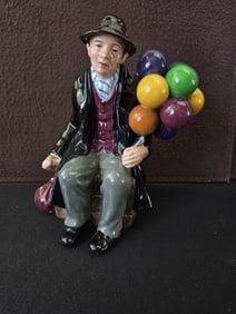 1980 Royal Doulton "The Balloon Man" HN1954 Figurine