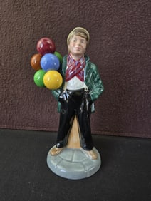 1983 Royal Doulton 'Balloon Boy' Figurine HN 2934