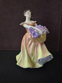 1985 Royal Doulton 'Lesley' Figurine, HN 2710