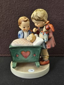 1983 Goebel Hummel Figurine 'Blessed Event' #333