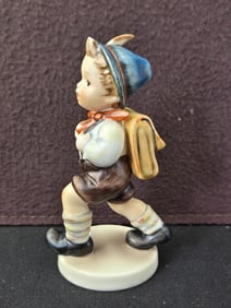 Goebel Hummel Germany 'Schulschw?nzer School Boy' Figurine #82/0