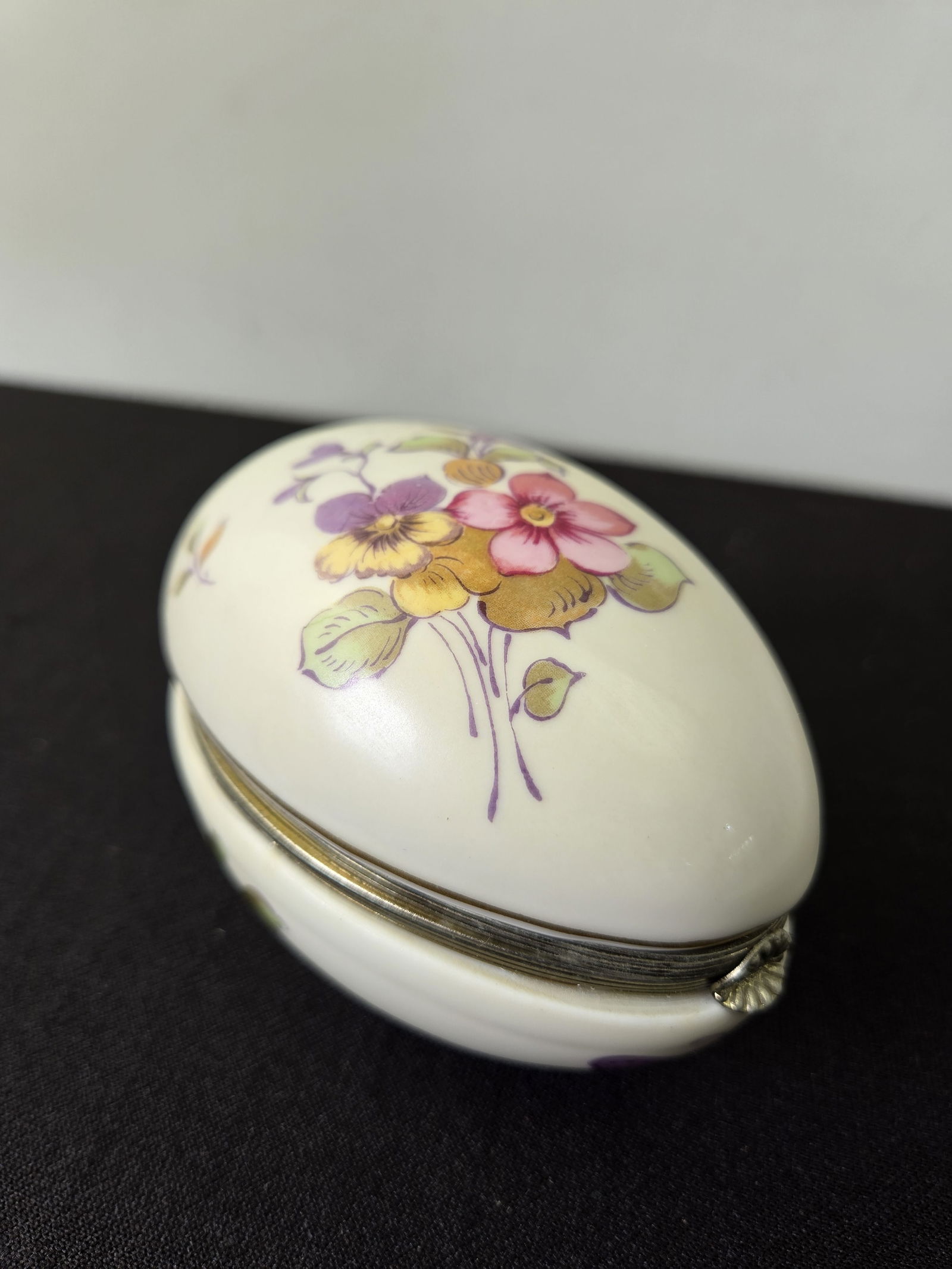 Vintage Lefton Japan Porcelain Egg-Shaped Hinged Trinket Box, Floral & Butterfly Motif (1 of 4)
