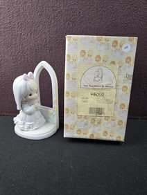 1997 Enesco Precious Moments Figurine "May Your Future Be Blessed" #525116