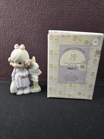 1993 Enesco Precious Moments 'Loving, Caring, and Sharing Along the Way' Symbol of Membership