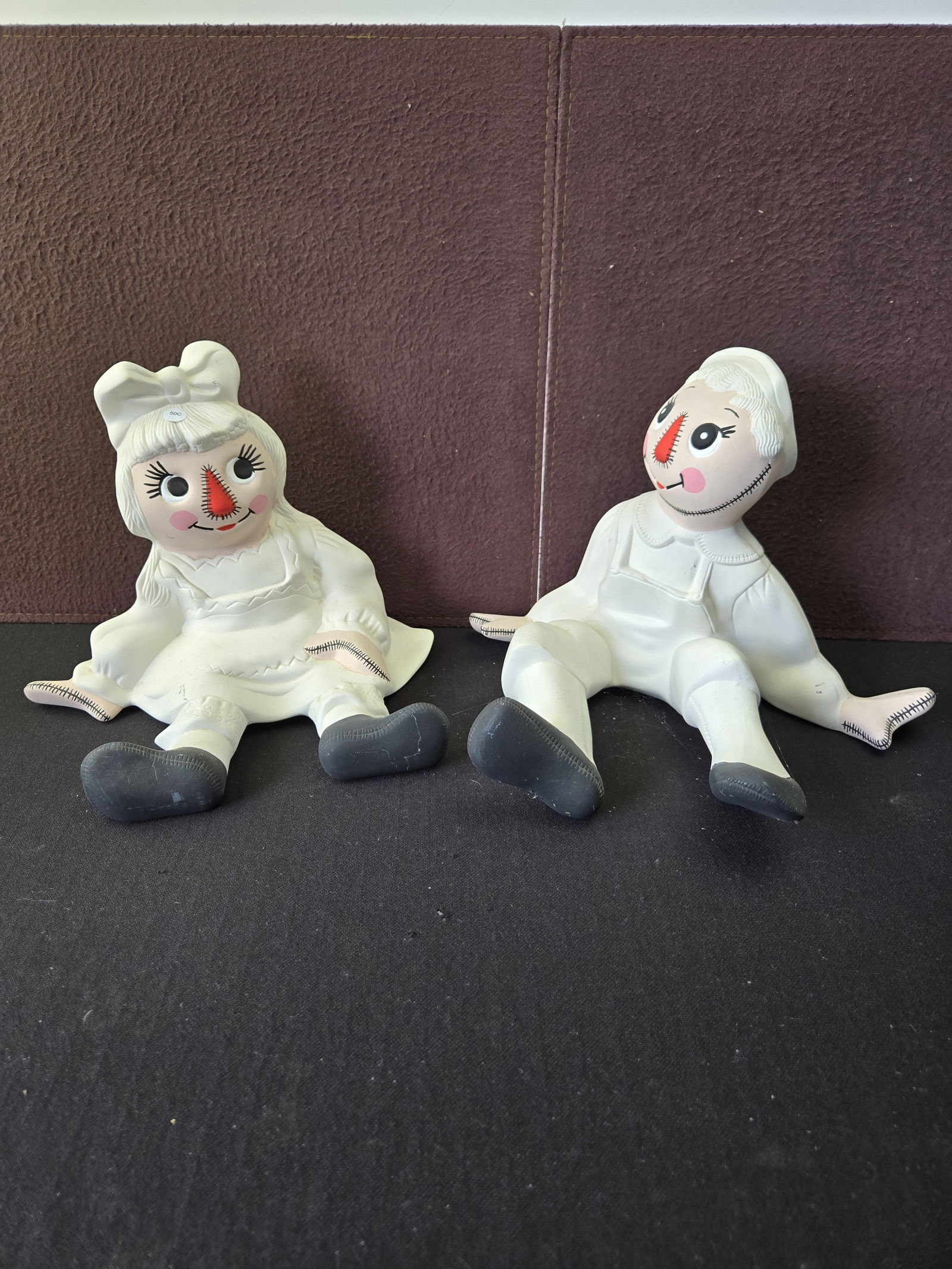 A Pair of Vintage Raggedy Ann & Andy Ceramic Christmas Figurines / Wall Plaques (1 of 7)