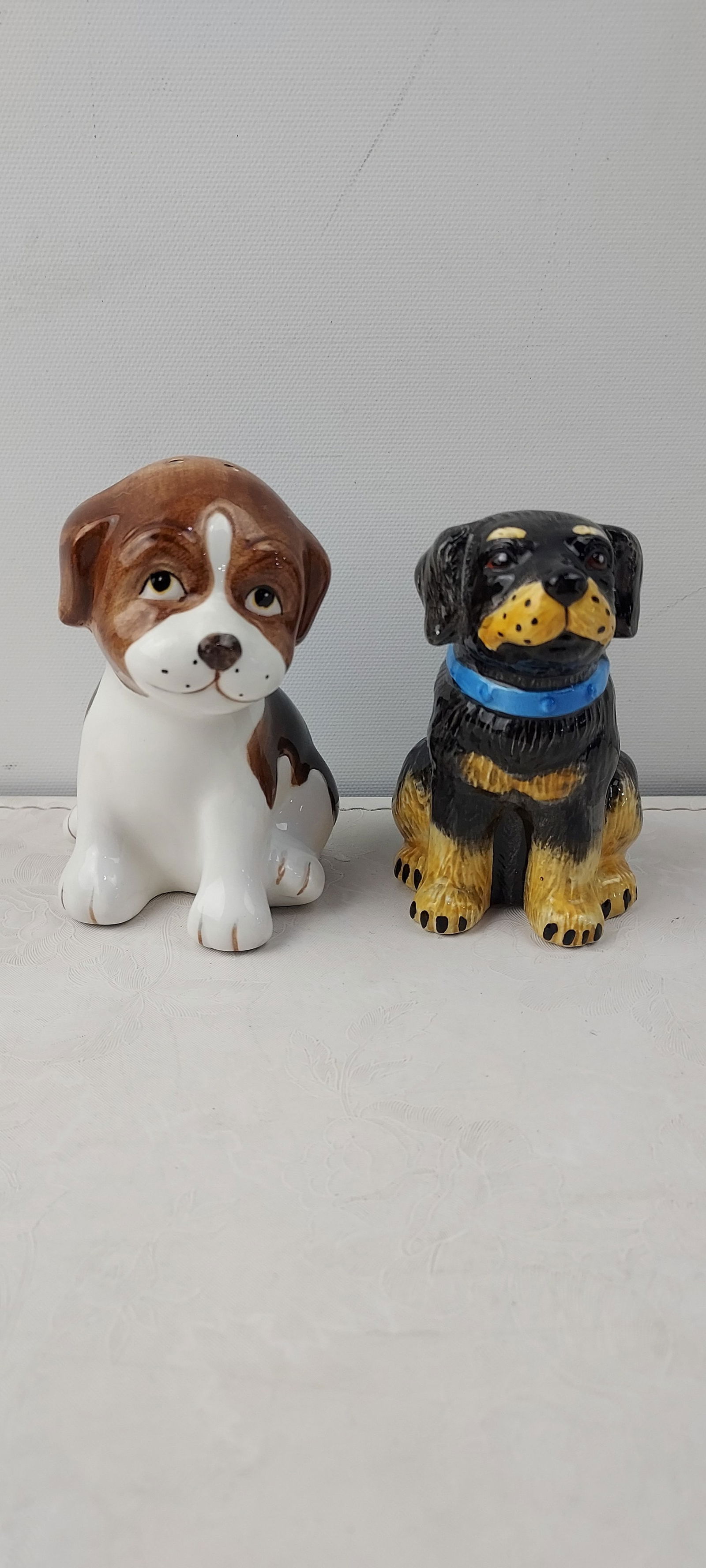 Vintage Ceramic Dog Puppy Salt & Pepper Shakers Set, Featuring Beagle and Black & Tan Companion Dog, (1 of 6)