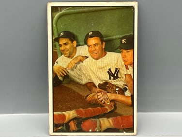 1953 Bowman Color #44 Mickey Mantle, Yogi Berra, Hank Bauer - NY Yankees
