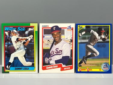 Lot of (3) Sammy Sosa Baseball Rookie Cards - Varying Conditions