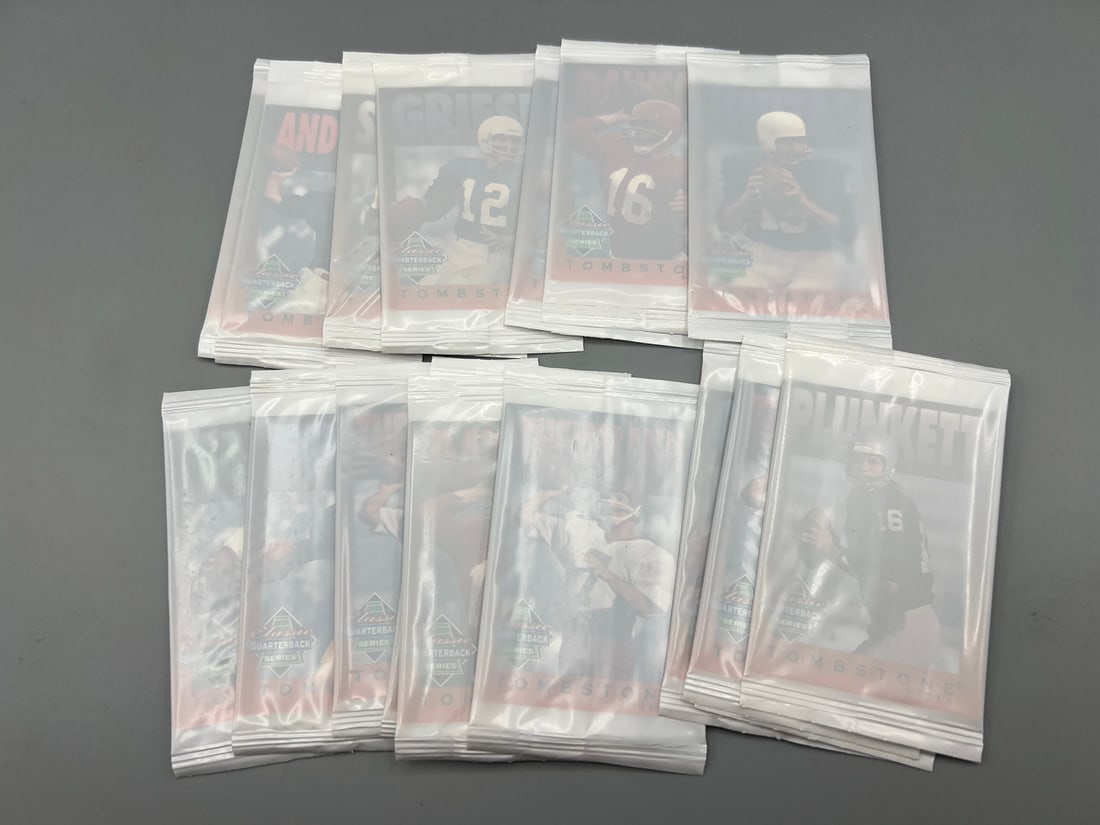 Lot of 1995 Tombstone Pizza Classic Quarterback Series Unopened Packs: Lot of 1995 Tombstone Pizza Classic Quarterback Series Unopened Packs