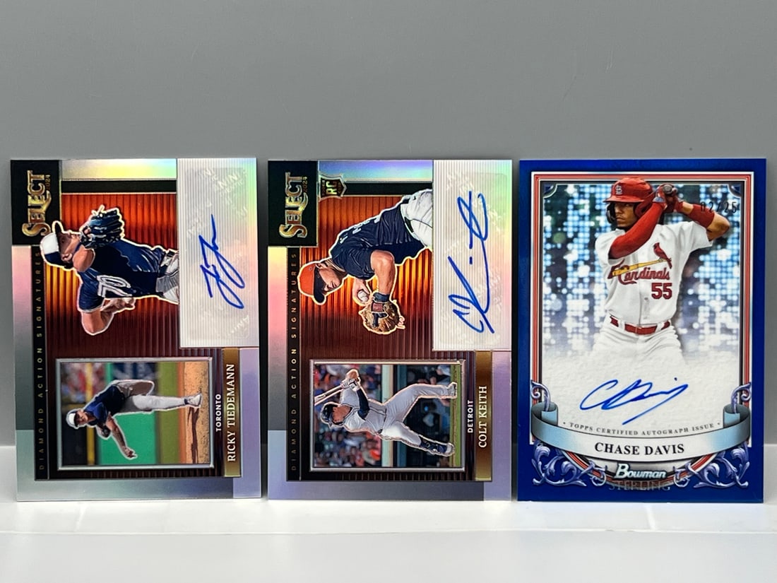 Lot of (3) Assorted Baseball Autograph Cards (1 of 2)